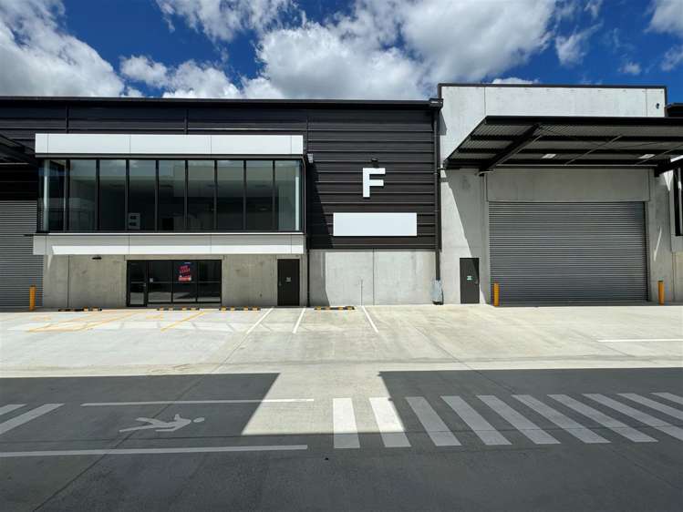 Unit F, 8 Chonny Crescent Manurewa_2