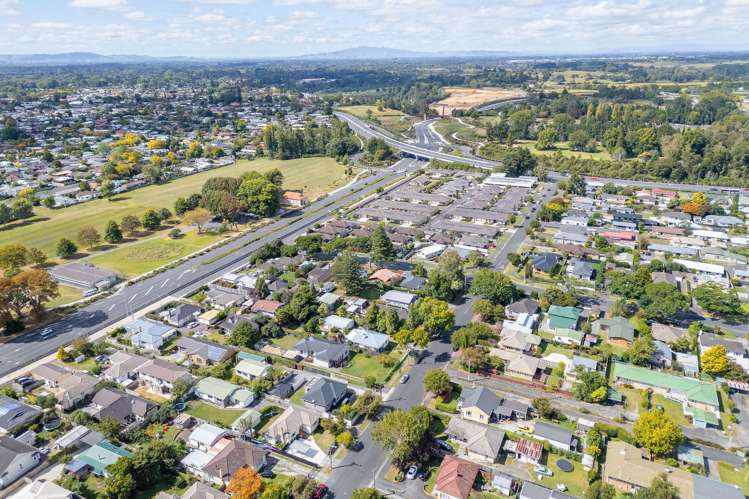 74 Fox Street Hamilton East_31