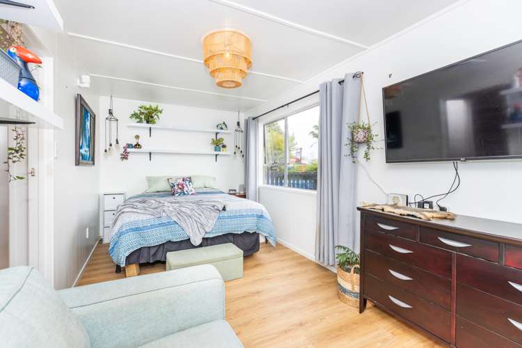 21 Elmwood Crescent Pukete_10