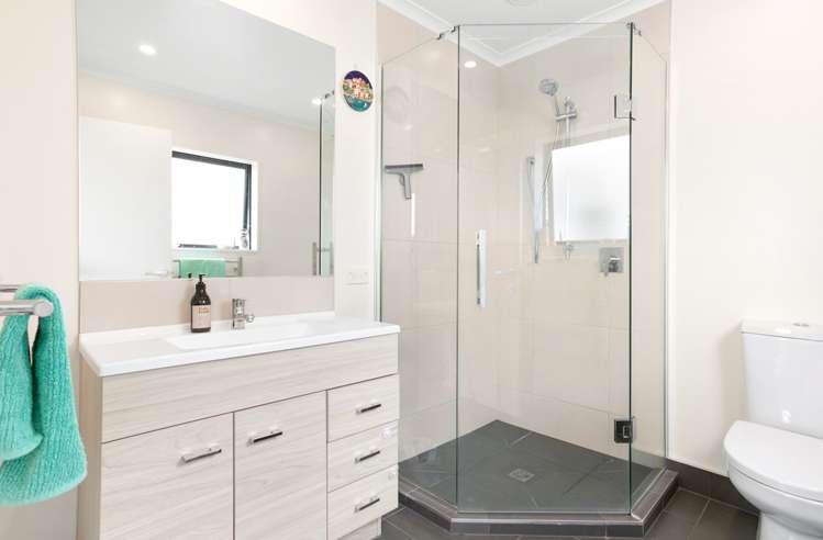 8 Kanuka Road Hobsonville_11