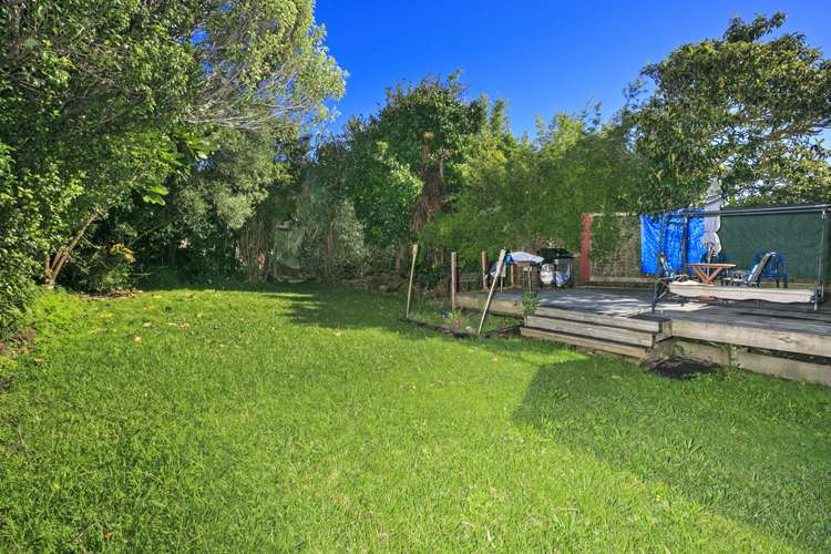 8 Statesman Street Henderson_13