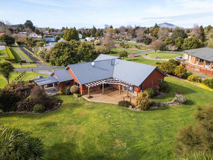 77 Aubin Close Pirongia_3