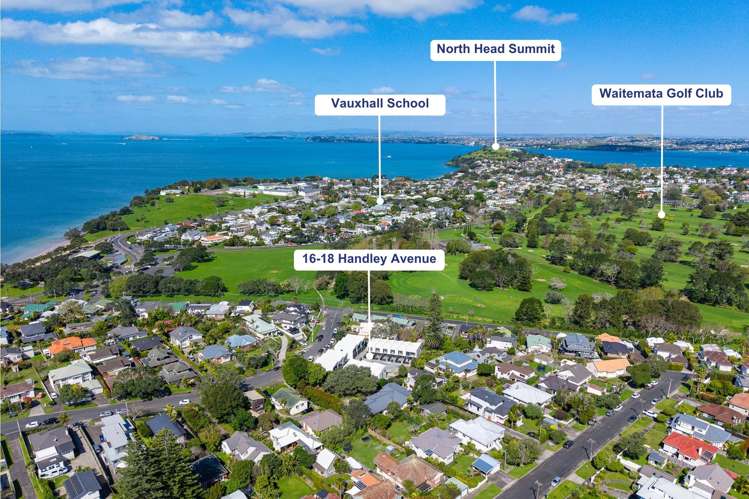 2/16 Handley Avenue Devonport_12