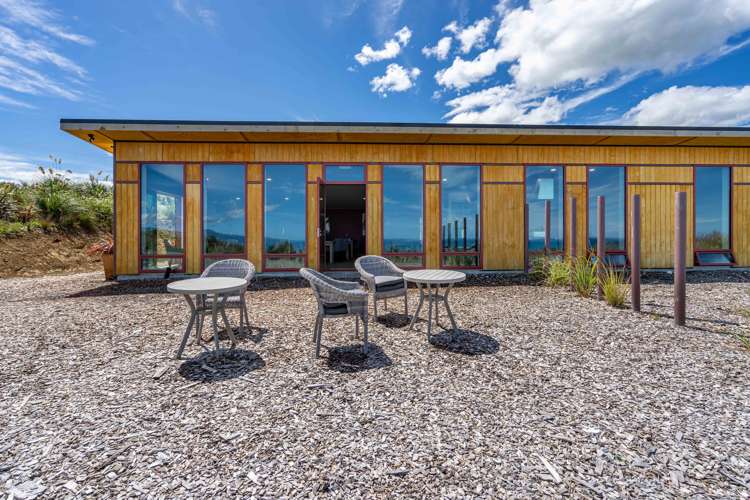 617 Papatotara Coast Road Tuatapere_23