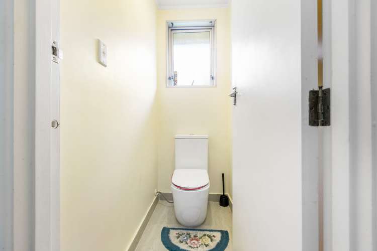 1b Nandana Drive Glen Eden_13