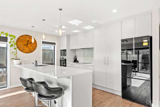 102 Thackeray Street Trentham_1