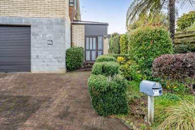 8b Squire Place_2