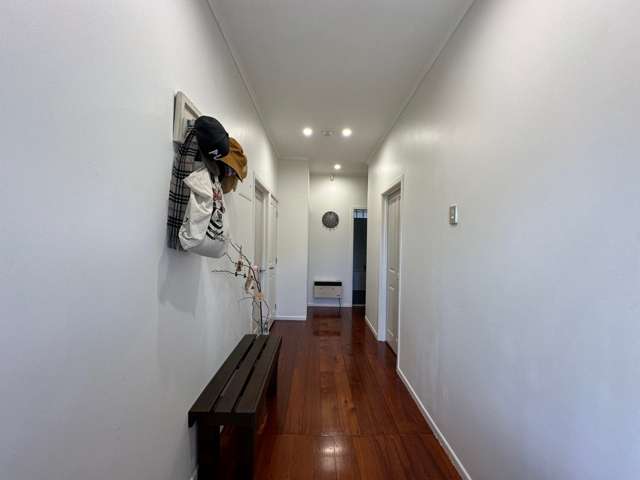 4 Vinter Terrace Mount Albert_3