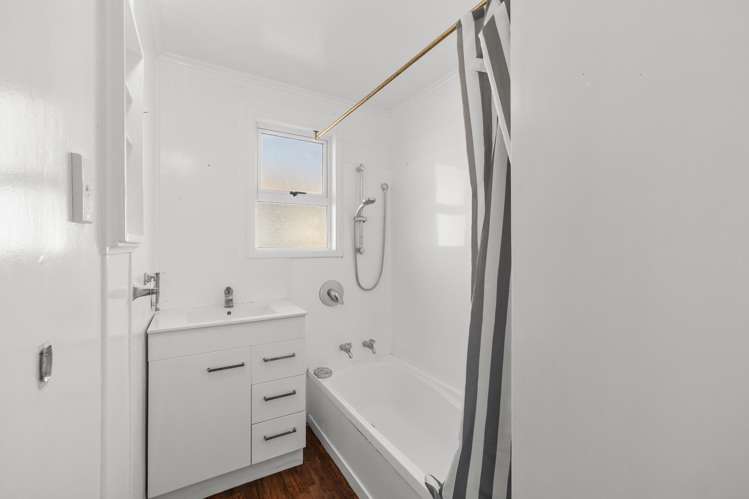 37 Miller Street Glenholme_11