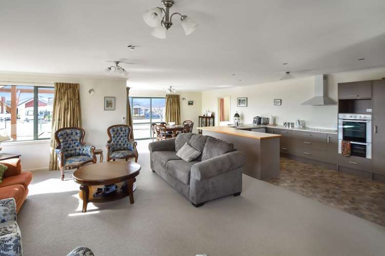 28 Lakeland Avenue Twizel_1