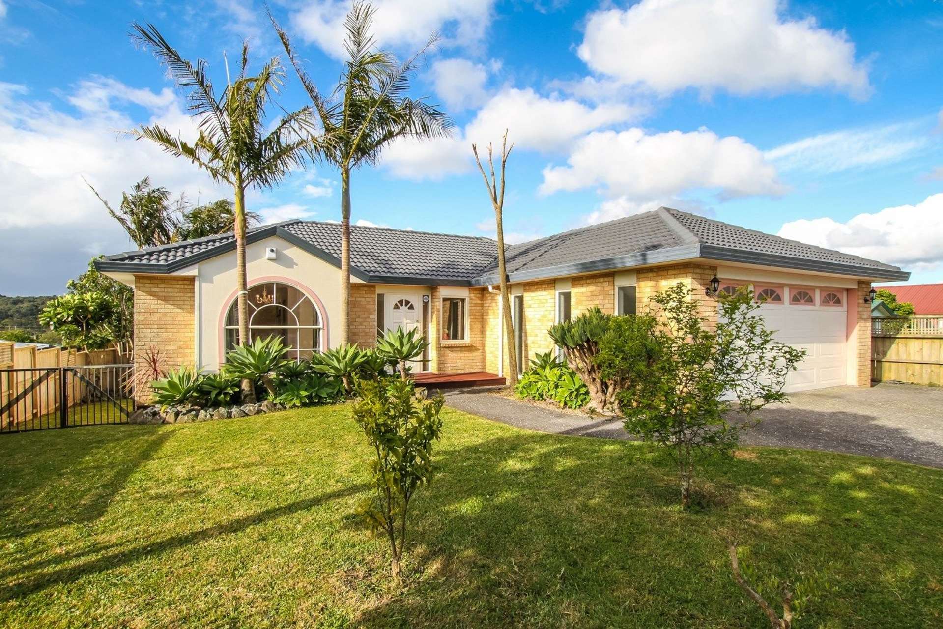 12 Lasque Place Glen Eden_0