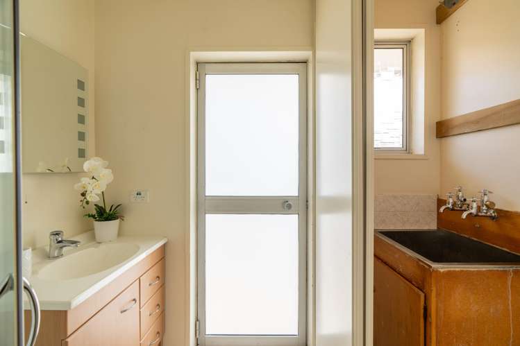 15b Clariton Avenue Green Island_23