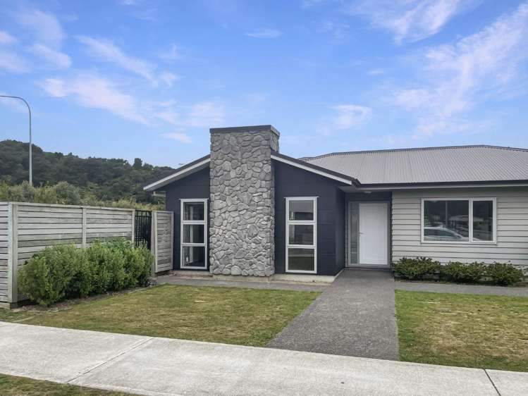 1 Grovedale Square_0