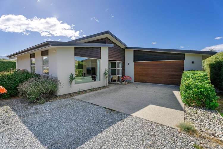 12 Paradise Place Lake Hawea_1