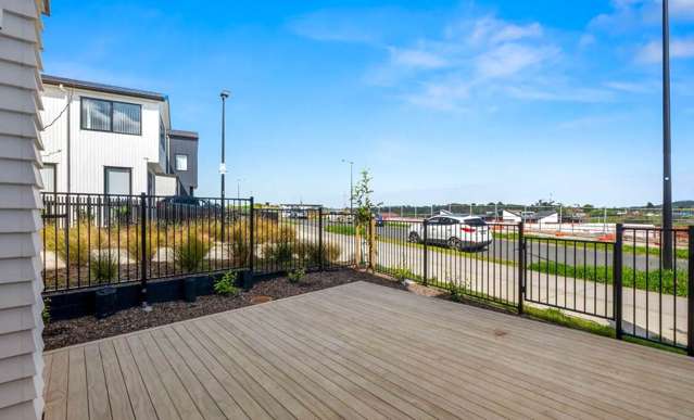 5/9 Bronzewater Drive Silverdale_4