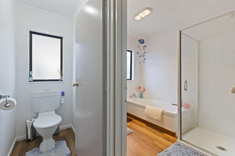 8a Walmer Grove Bell Block_23