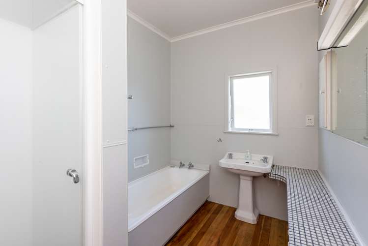 1a Harvey Road Bluff Hill_4