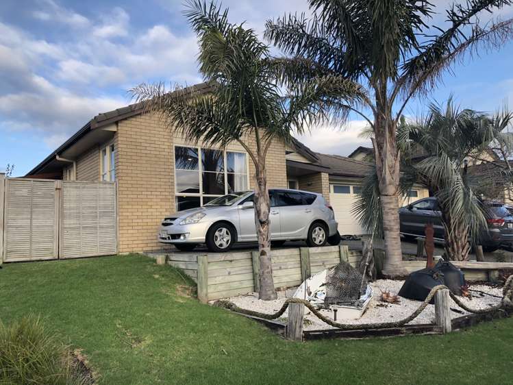 121 Pine Harbour Parade Beachlands_18