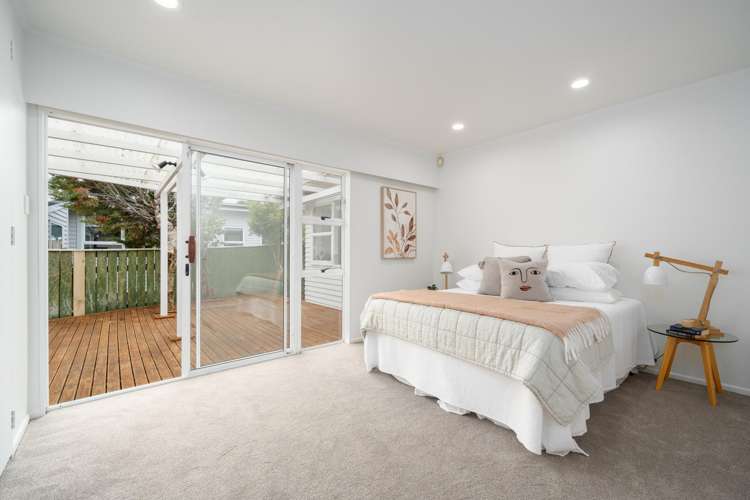 5 Chudleigh Grove Churton Park_19