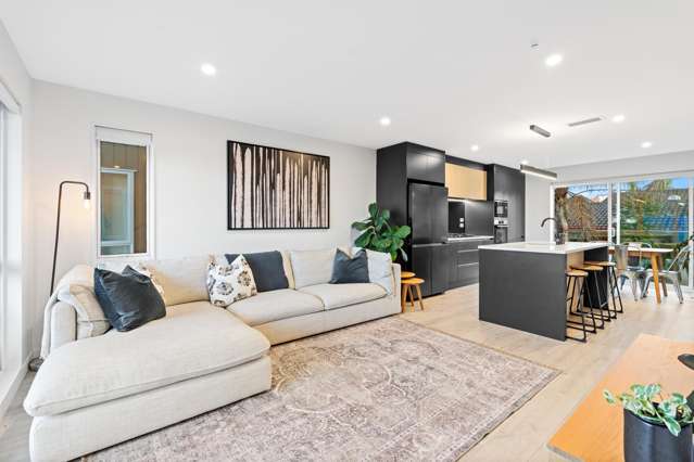 Chic living on Jutland Lane