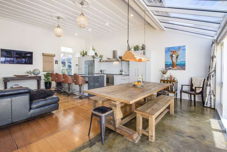 1/90 Victoria Road Devonport_23