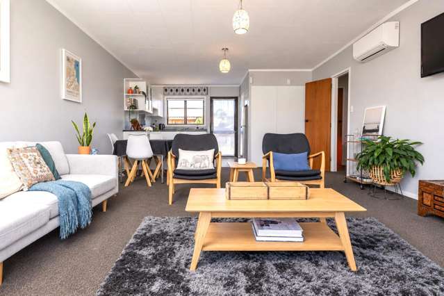 2/2 Ypres Street Greenmeadows_4