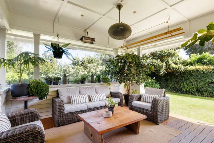 2 Murray Street Leamington_22