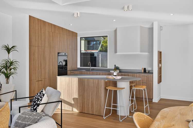 19 Inverness Lane Redcliffs_13