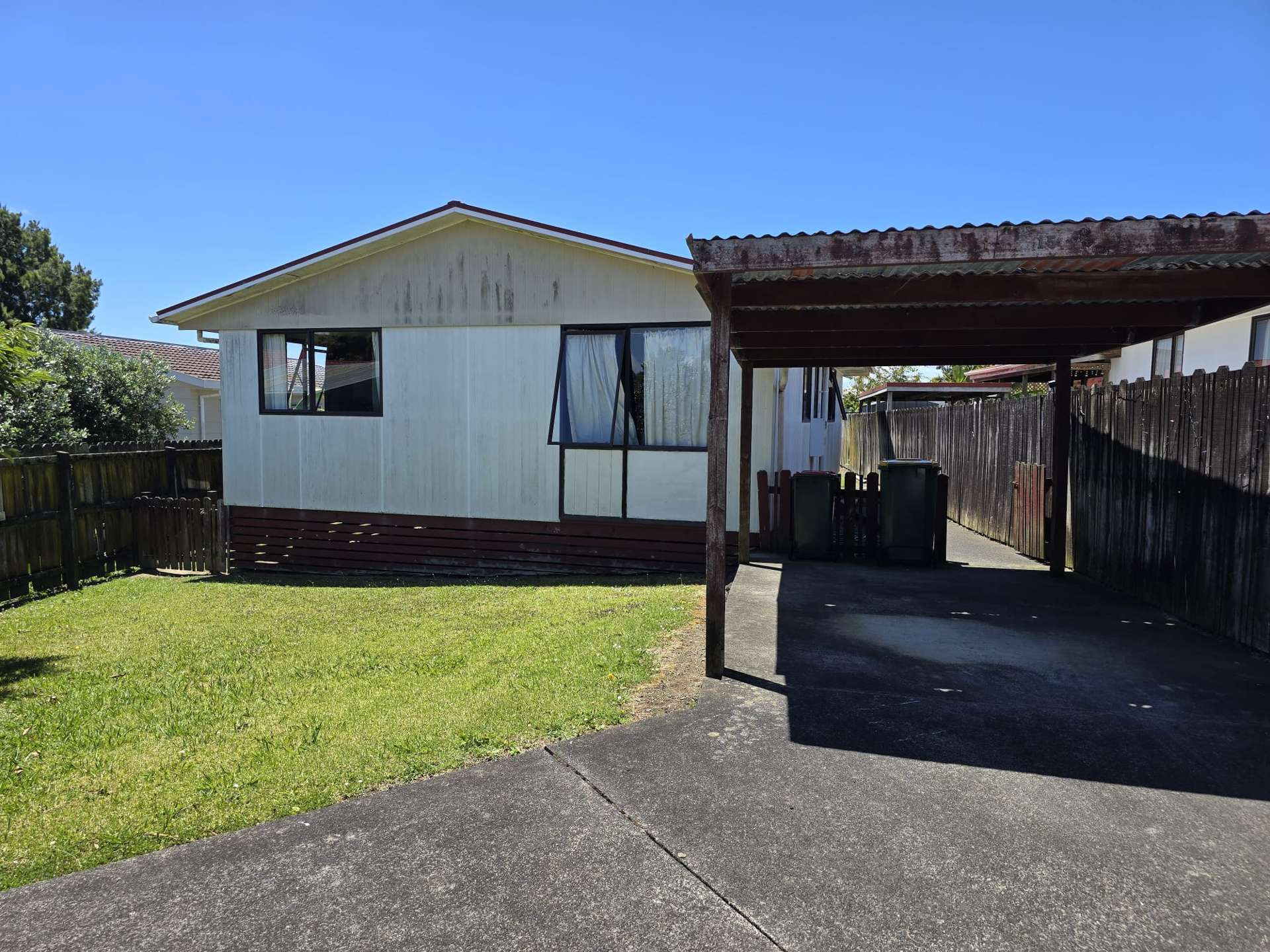 1/15 Starforth Place Henderson_0