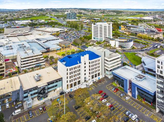 4 Osterley Way Manukau Central_3