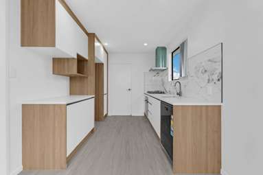 2/22 Trimdon Street_3