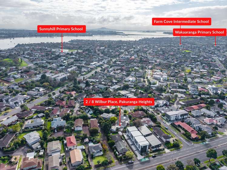2/8 Wilbur Place Pakuranga Heights_12