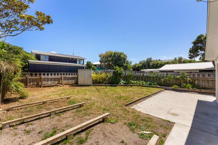 95A Manly Street Paraparaumu Beach_13