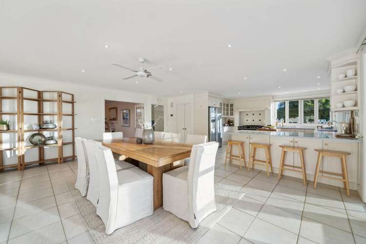 52 Porterfield Road Whitford_15