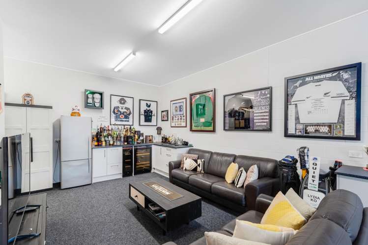 33 Luplau Crescent Cockle Bay_26