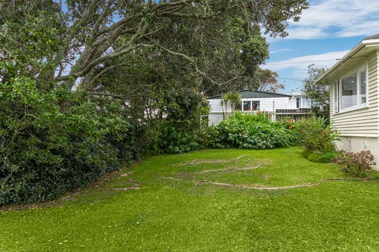 22 Brandon Road Glen Eden_9