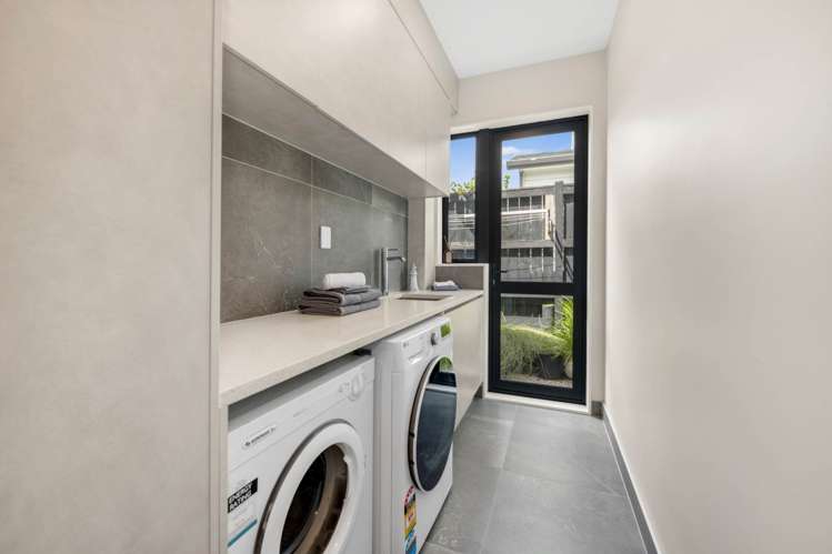 55 Eighth View Avenue Beachlands_38