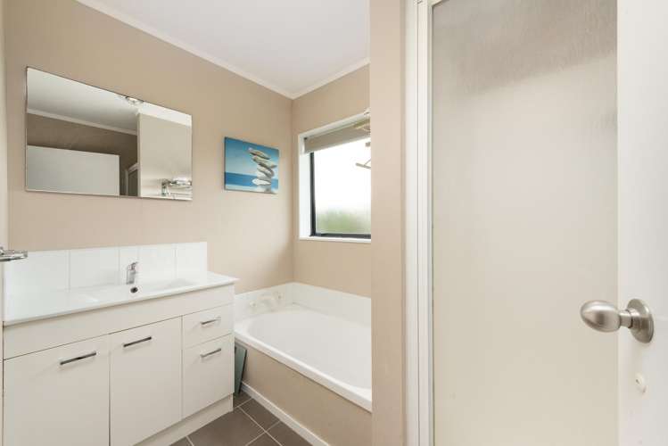 315 Gravatt Road Papamoa_5