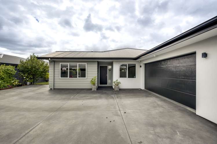 17 Waitaki Way Poraiti_18