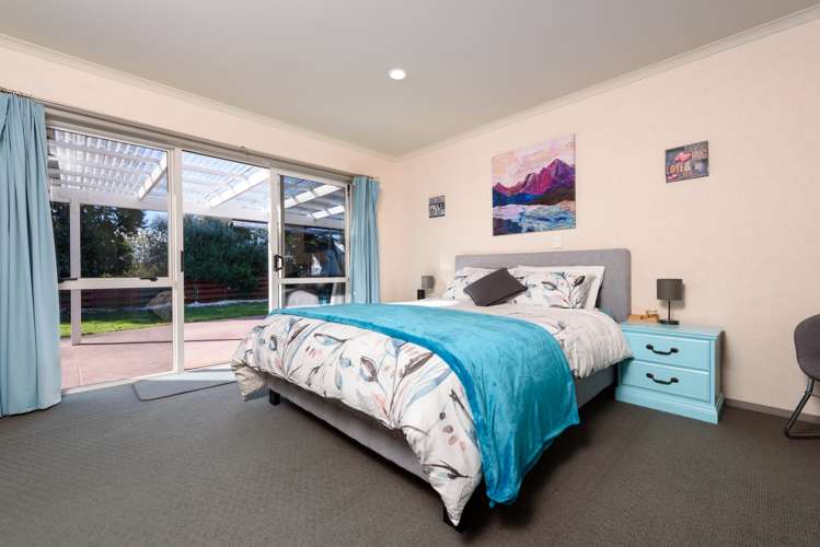 57 Contour Avenue Pyes Pa_9