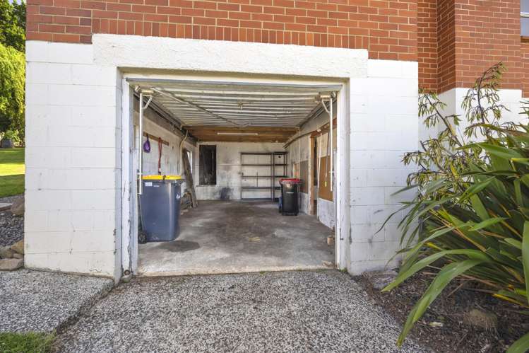 8 Tracey Street Brockville_24