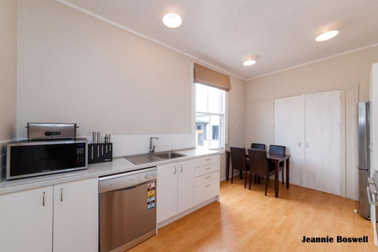 10a Hereford Street West End_3