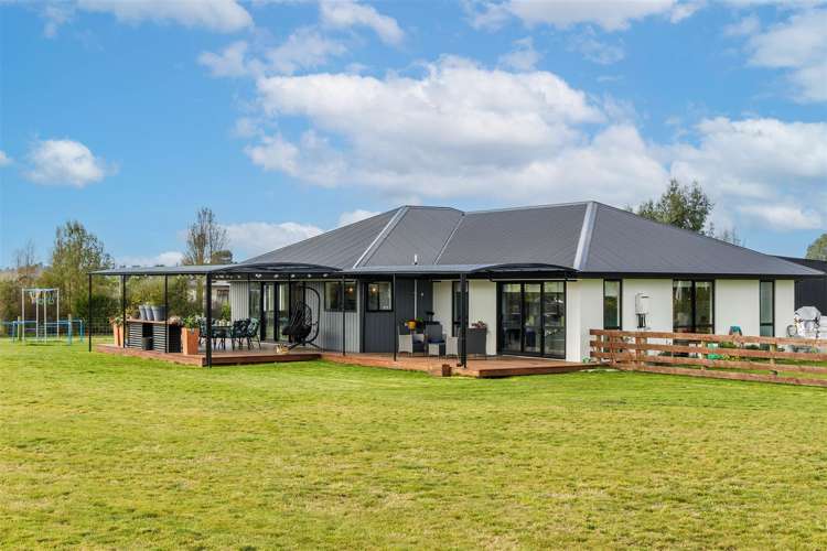 32 Northside Drive Waikuku_1