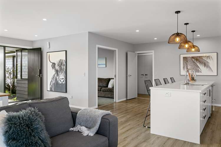 7 Roto Close Wharewaka_9