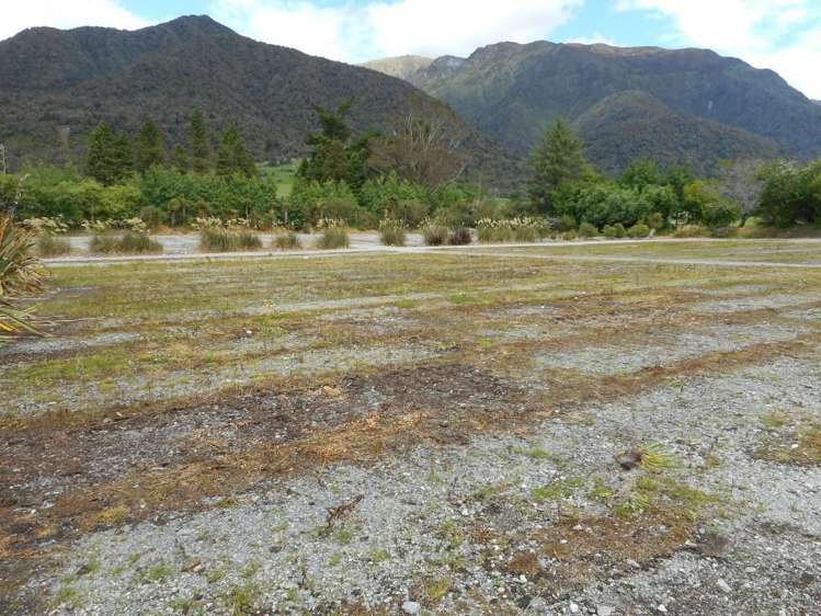 1350 Lake Brunner Road Inchbonnie_10