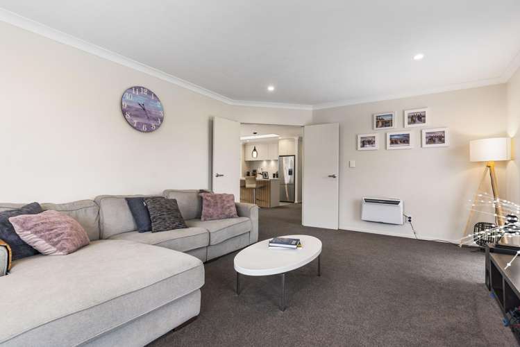 54 Seventh View Avenue Beachlands_17