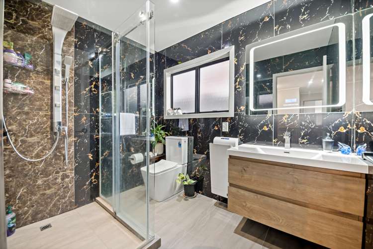 2/7 Duke Street Papakura_12