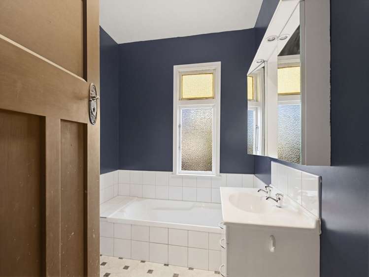 208 Walnut Avenue Hampstead_13
