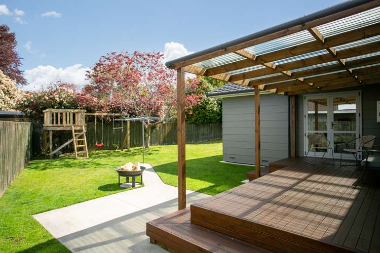 39 Sheridan Crescent Leamington_21