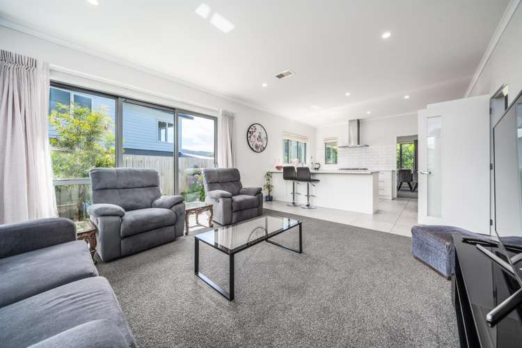 5 Crompton Avenue Churton Park_8